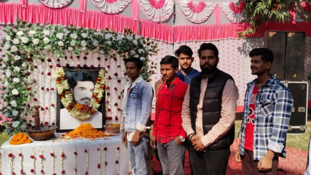 बलिया: चंद्रभानु पांडेय की 33वीं पुण्यतिथि मनाई गई, छात्र नेताओं ने दी श्रद्धांजलि