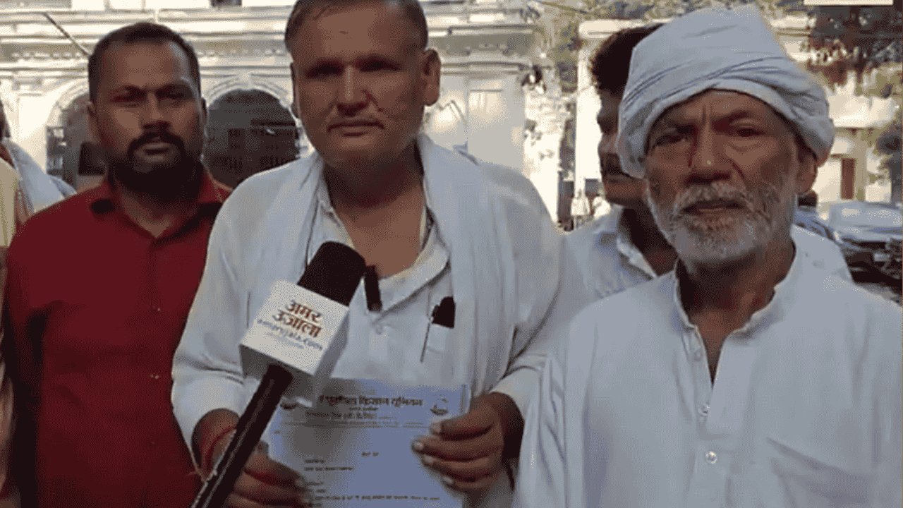 Cyclone Montha and unseasonal rains in Ballia have left farmers in dire straits; demand for compensation