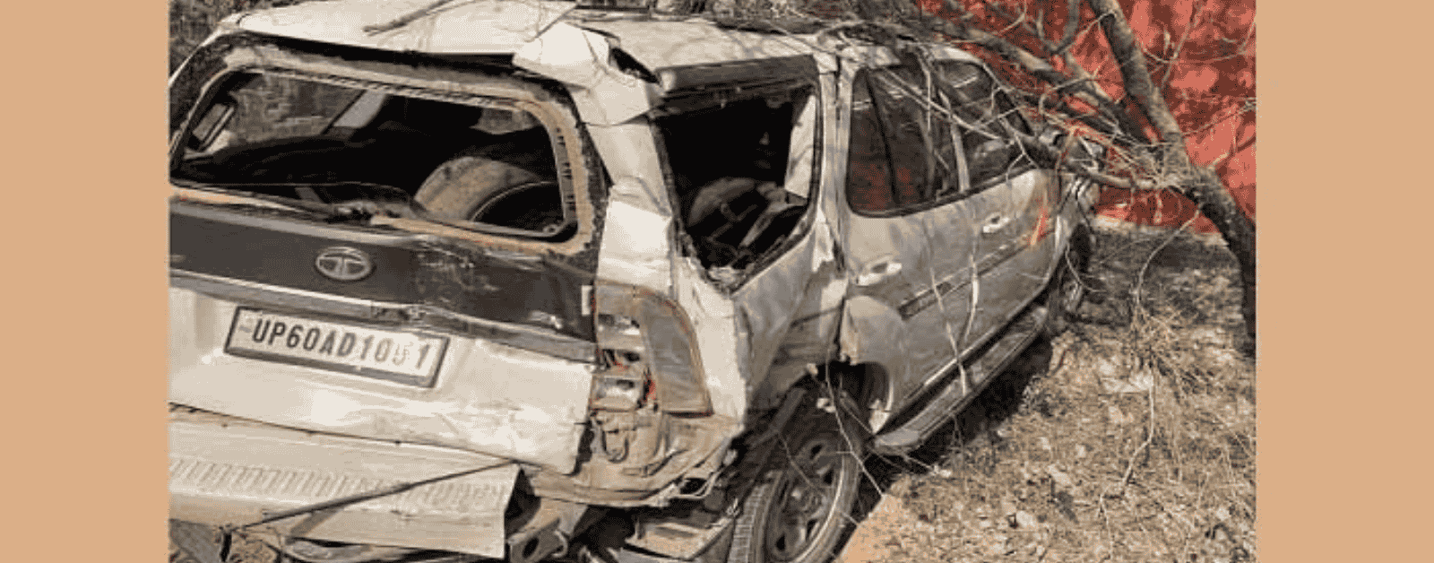 बलिया में पूर्व मंत्री आनंद स्वरूप शुक्ला की कार दुर्घटना: ट्रेलर ने मारी टक्कर, साजिश की आशंका जताई गई