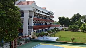 9. कास्टरब्रिज स्कूल (Casterbridge School)